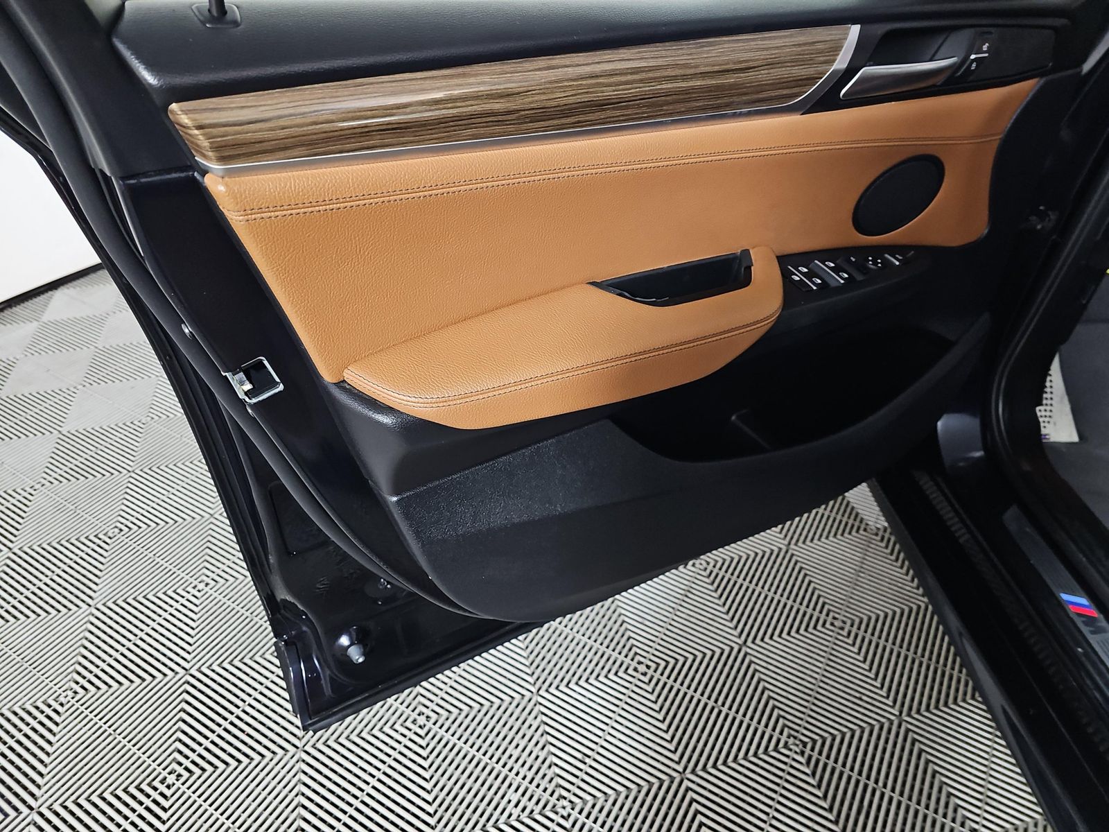 Door panel